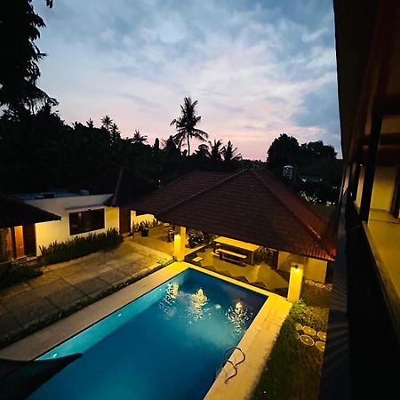 Batuan Village Sukawati  Luaran gambar